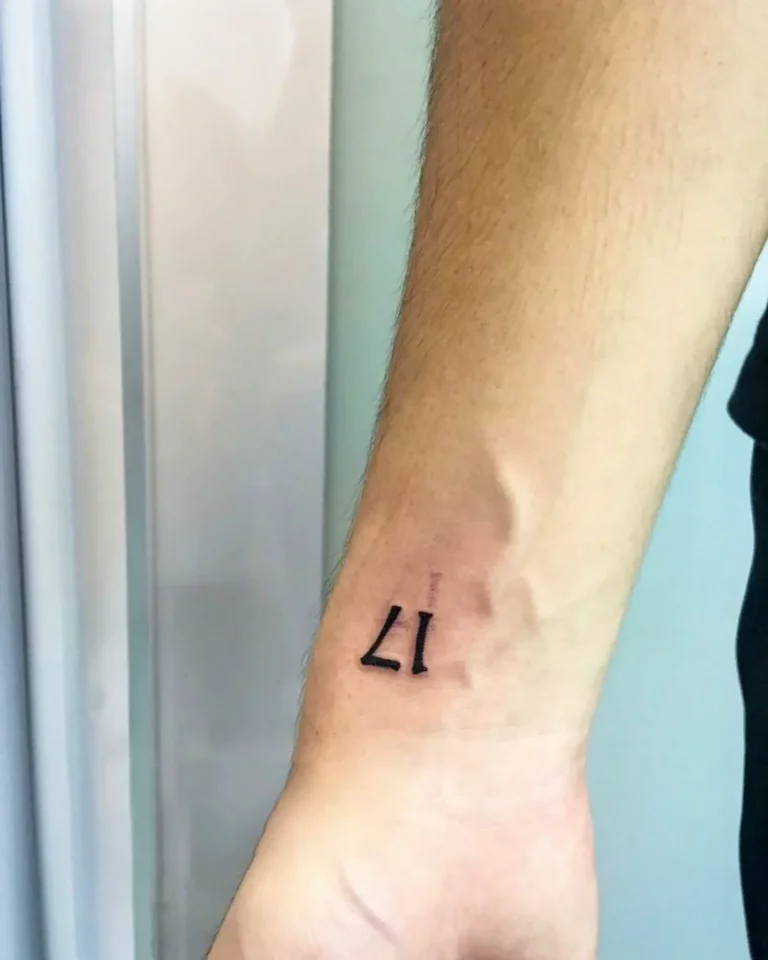 Numeric 17 Minimalist Tattoo
